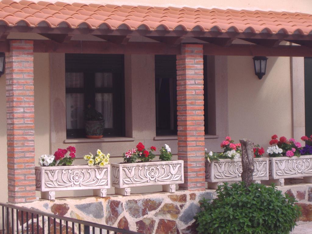 Palacio De Monfarracinos Benavente Exterior foto